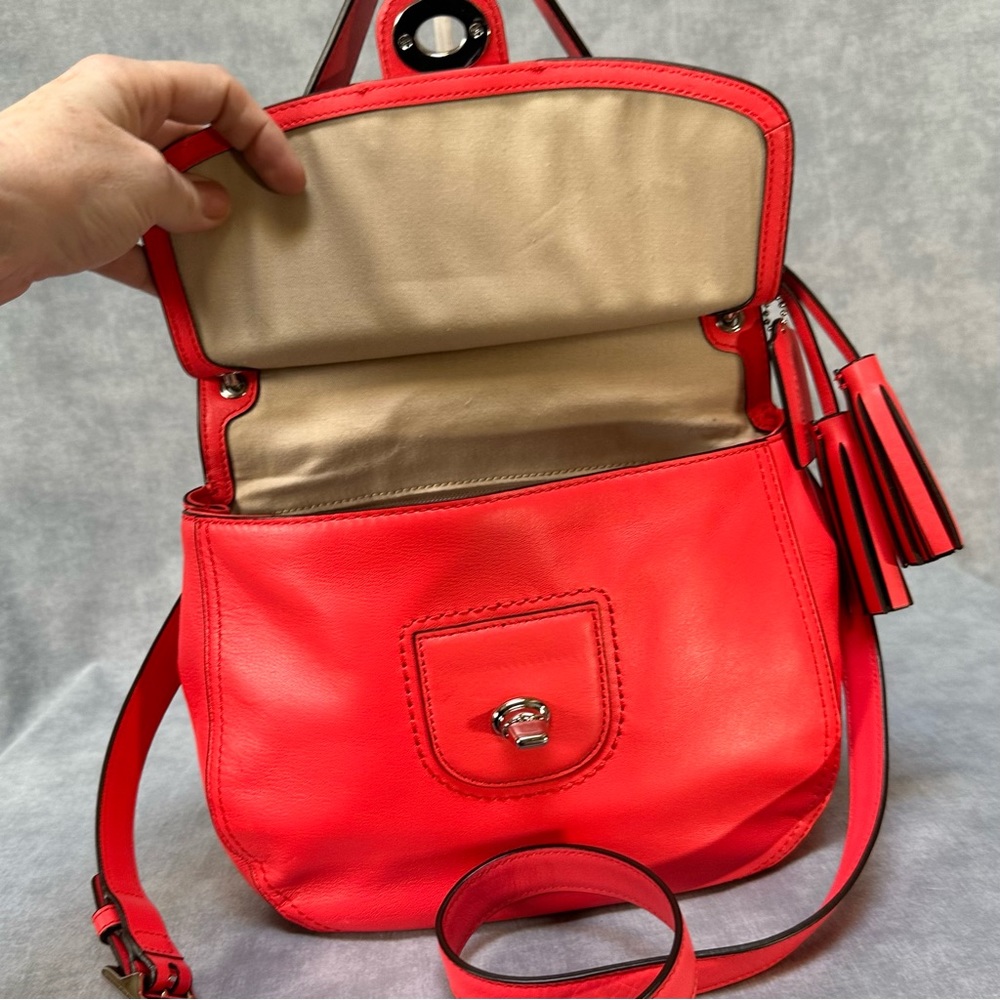 COACH Legacy Willis Re-Issue Coral Leather - Picture 4 of 9